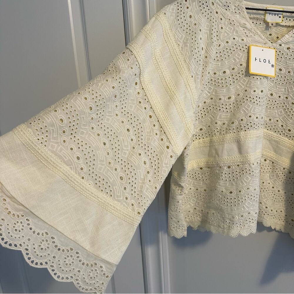 NWT Tuckernuck FLOE Cream Eyelet Cotton Flare Sleeve Pullover Top Small - Picture 11 of 15